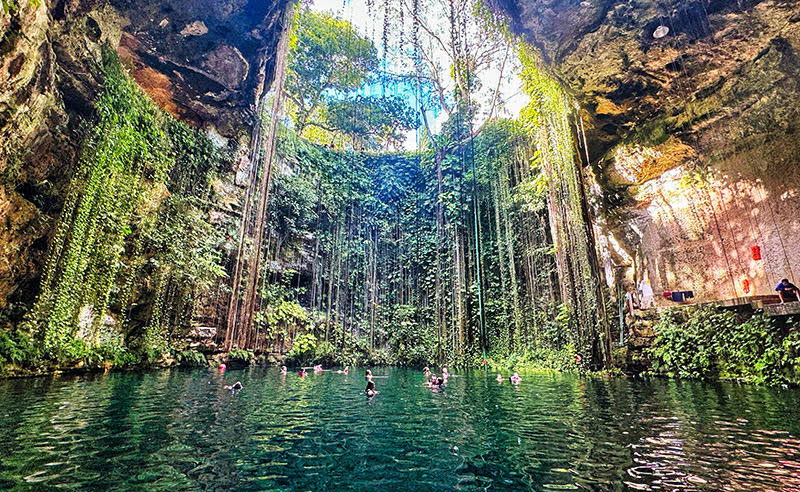 Cenote Ik kil