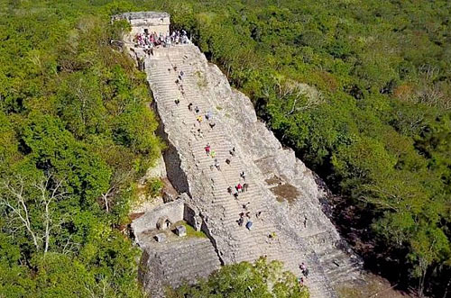 Coba, una ciudad maya escondida en la selva