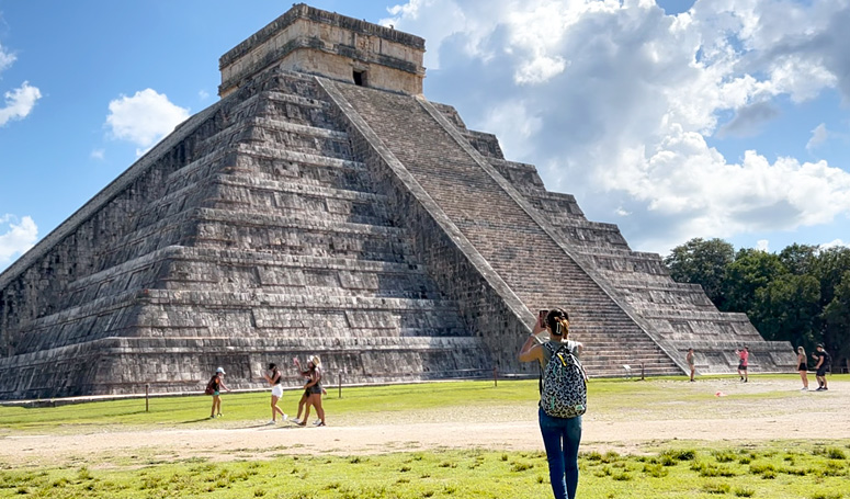 Pirámide El Castillo en Chichen Itza