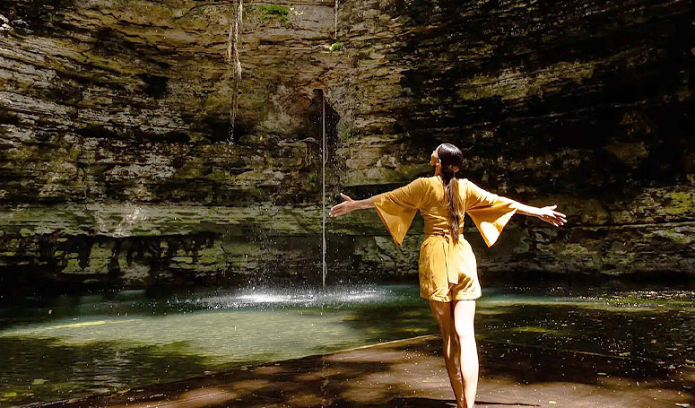 Cenote Maya