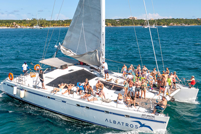 Catamarán Privado en Cancun Tour