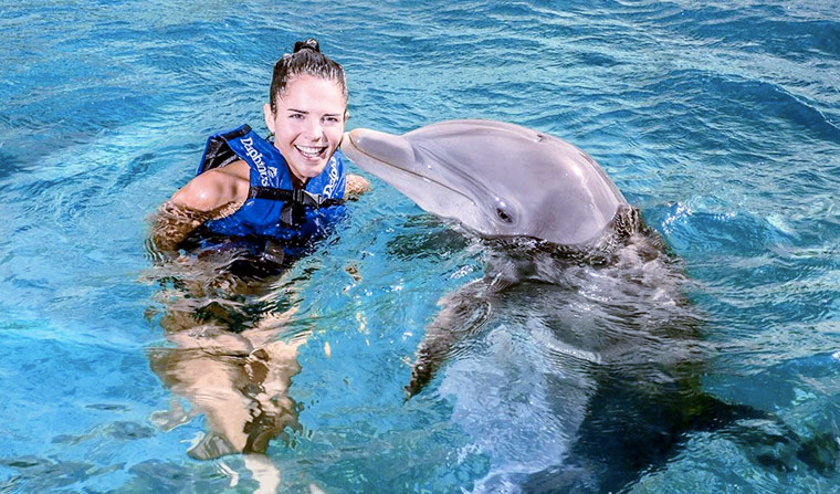 Dolphin Sailing Isla Mujeres
